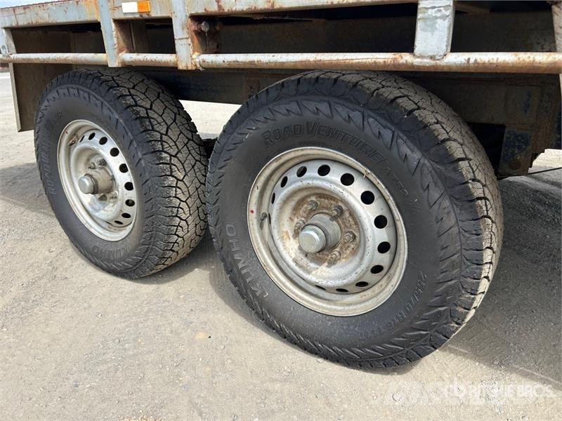 Homemade 4.5 m Bogie/A Flatbed Trailer 自卸半挂车