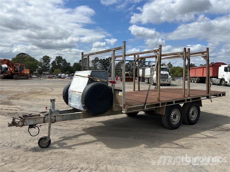 Homemade 4.5 m Bogie/A Flatbed Trailer 自卸半挂车