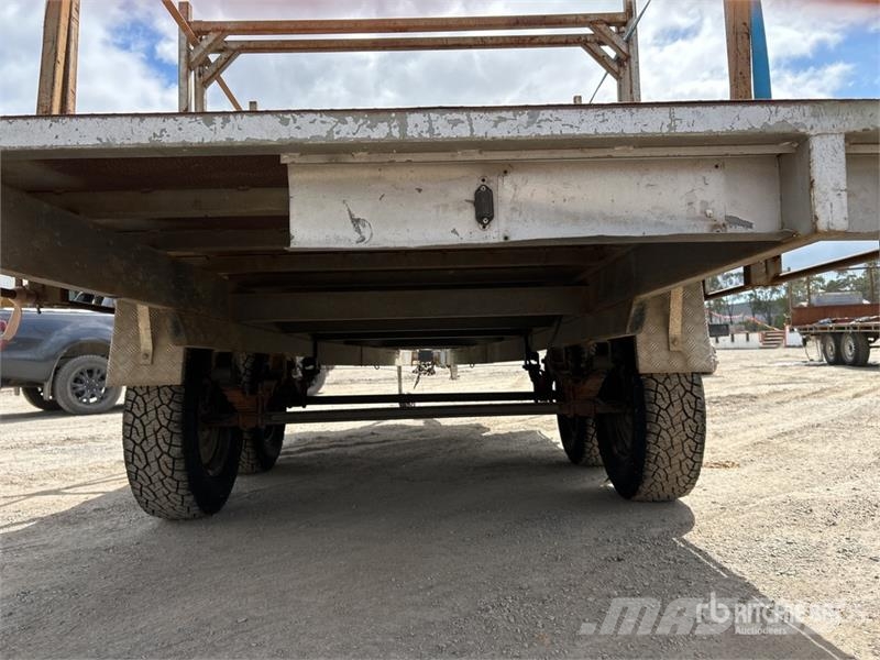  Homemade 4.5 m T/A Flatbed Trailer Flatbed/Dropside trailers