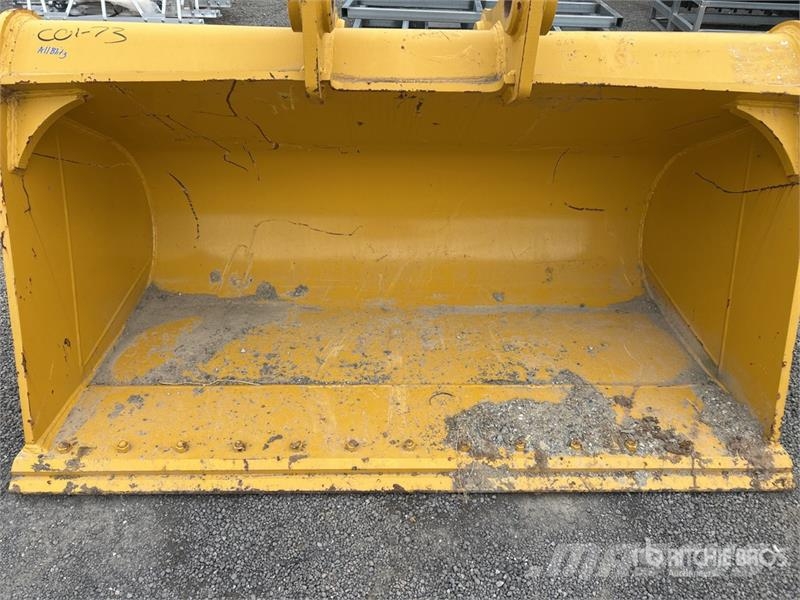 Hongwing 2030 mm Cleanup Excavator Bucket - Fits C Buckets