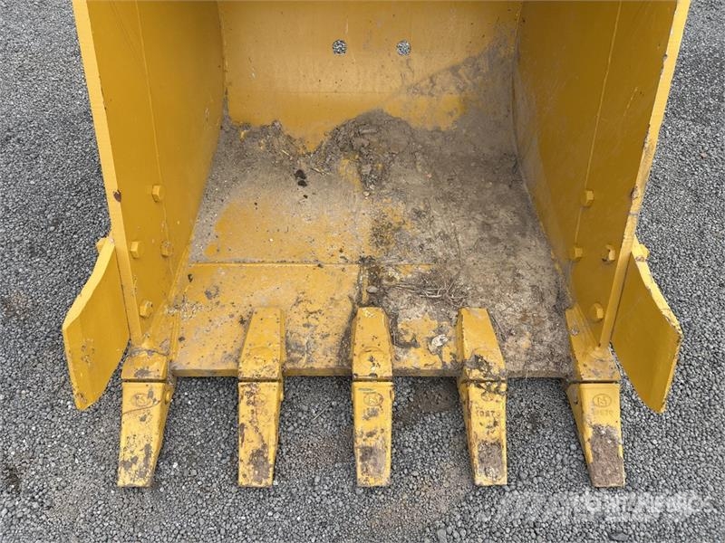 Hongwing LG215-43HDB 1080 mm Digging Excavator Buc Buckets