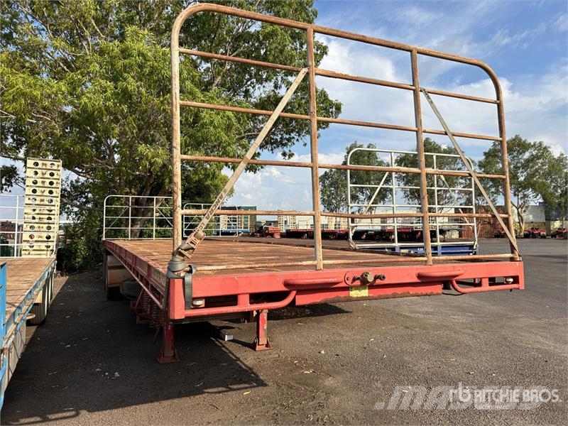 Howard Porter 13.2 m Tri/A Flatbed Trailer مقطوروات مسطحة/مفصلية الجوانب