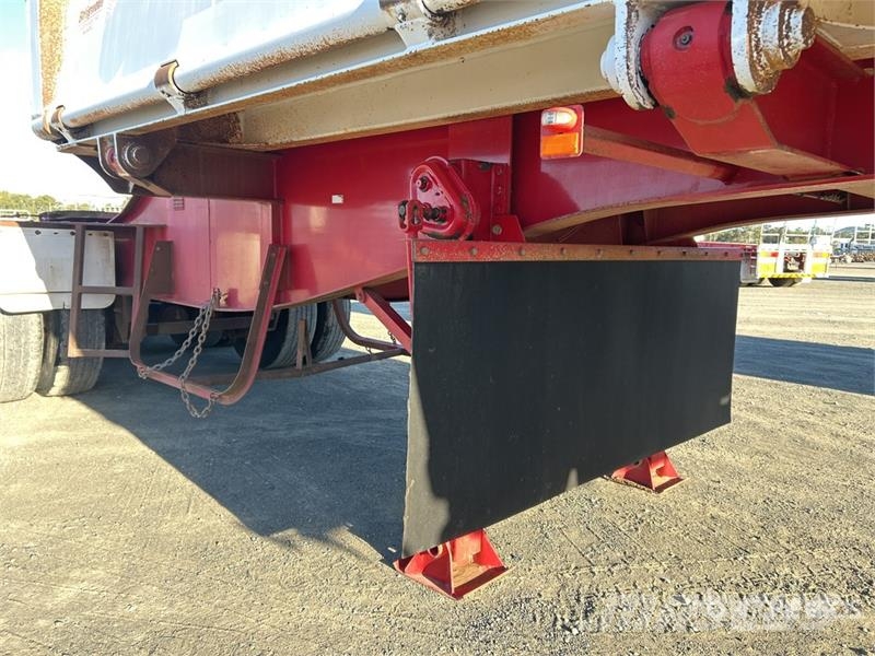 Howard Porter 5.5 m Tri/A B-Double Lead Side Dump Trailer Kallur-haagised