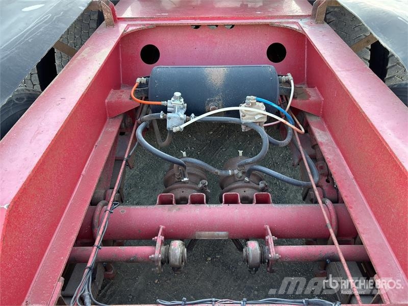 Howard Porter 5.5 m Tri/A B-Double Lead Side Dump Trailer Kallur-haagised