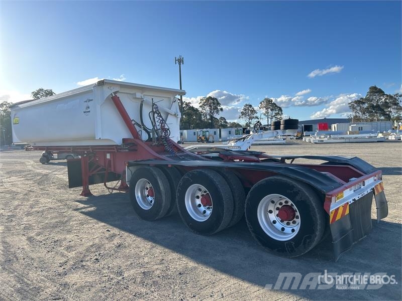 Howard Porter 5.5 m Tri/A B-Double Lead Side Dump Trailer Kallur-haagised