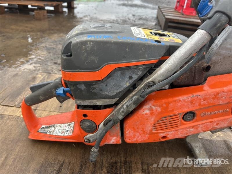 Husqvarna K970 Concrete Cutting Saw مكونات أخرى