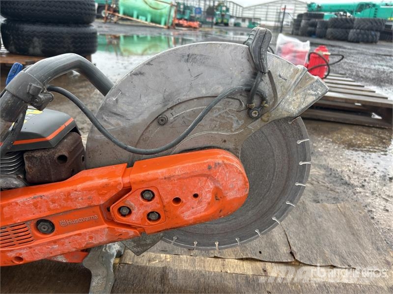 Husqvarna K970 Concrete Cutting Saw مكونات أخرى