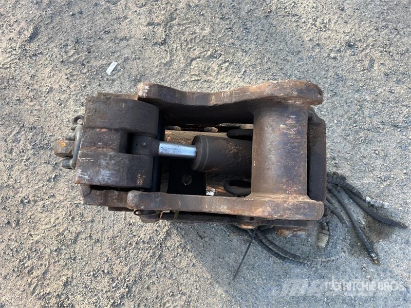  Hydraulic Tilting Quick Hitch Other components