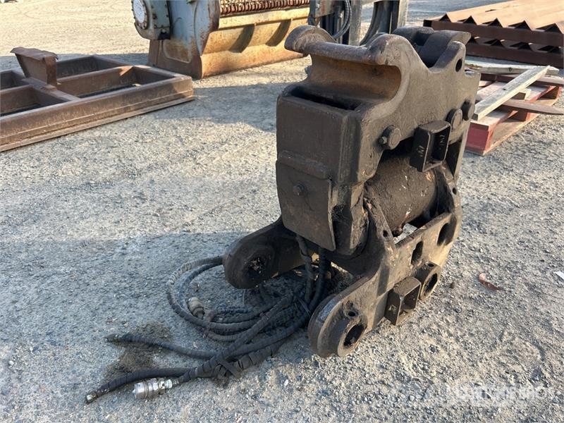  Hydraulic Tilting Quick Hitch Other components