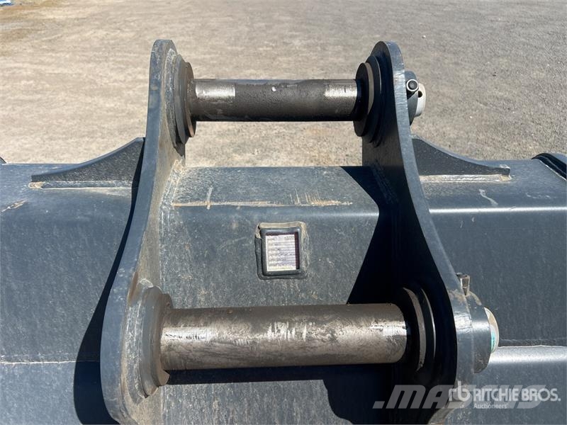 Hyundai 1100 mm Q/C Digging Excavator Bucket (Unused) Buckets