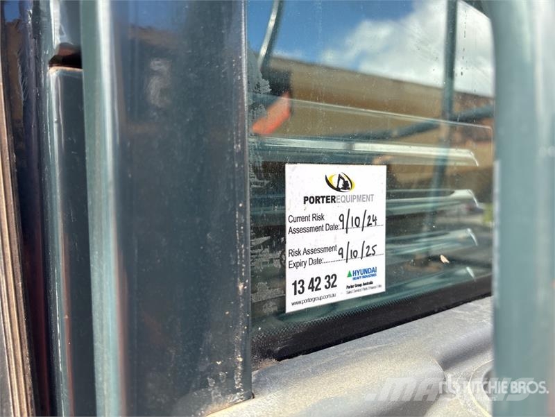 Hyundai HL770-9 لوادر بعجل