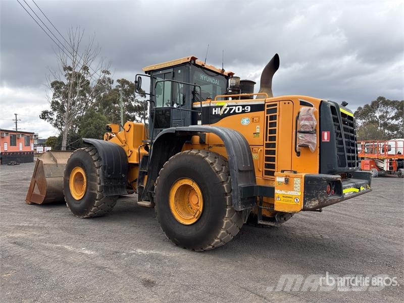 Hyundai HL770-9 لوادر بعجل