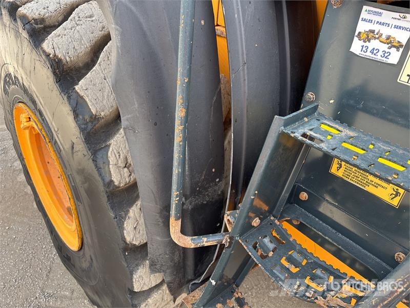 Hyundai HL770-9 لوادر بعجل