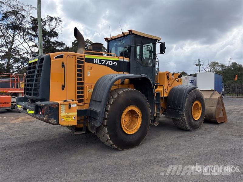 Hyundai HL770-9 لوادر بعجل