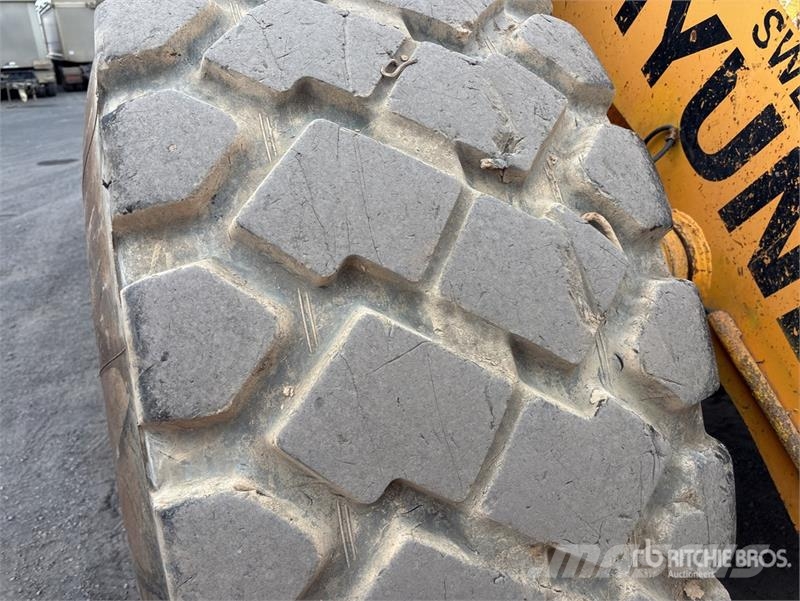 Hyundai HL770-9 لوادر بعجل