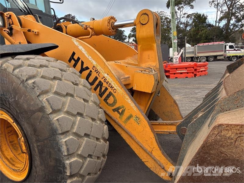 Hyundai HL770-9 لوادر بعجل