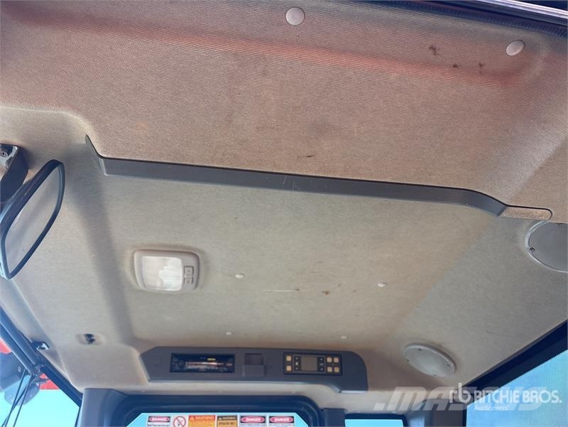 Hyundai HL770-9 لوادر بعجل