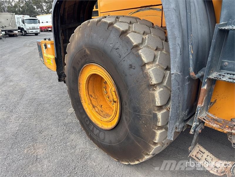 Hyundai HL770-9 لوادر بعجل