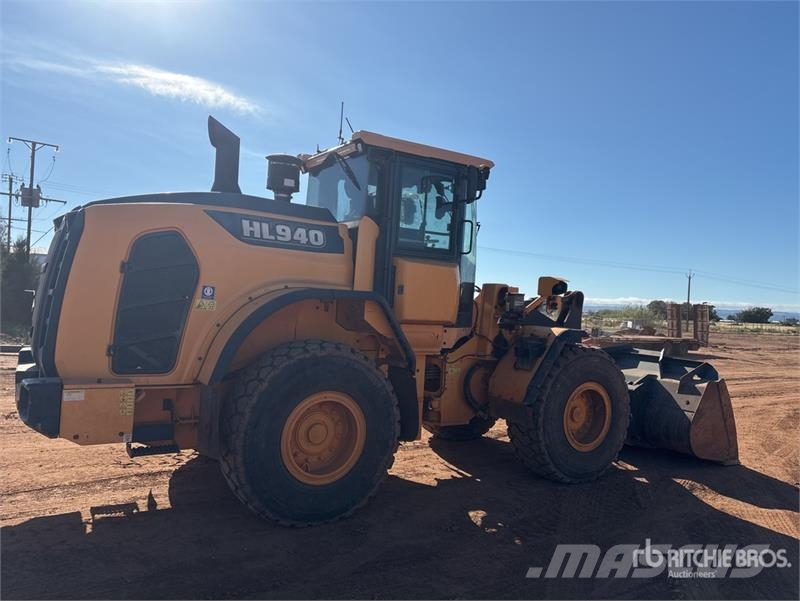 Hyundai HL940 Wheel Loader Gumikerekes homlokrakodók