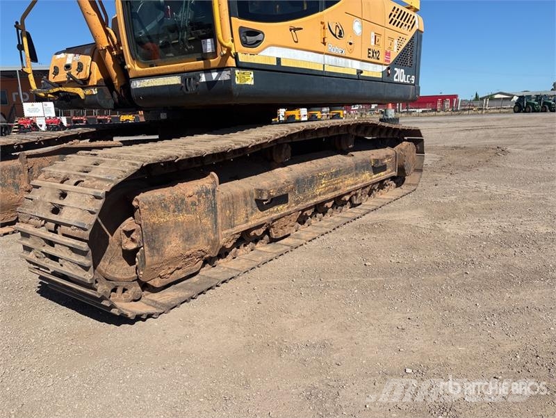 Hyundai Robex 210LC-9 Tracked Excavator Bageri gusjeničari