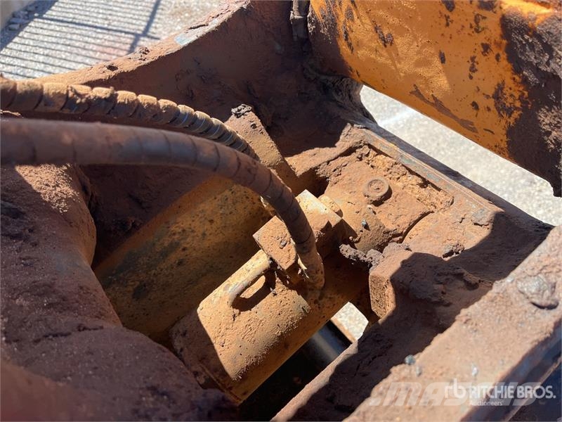 Hyundai Robex 210LC-9 Tracked Excavator Bageri gusjeničari