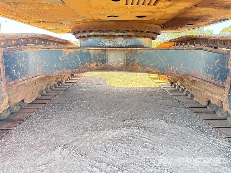 Hyundai Robex 210LC-9 Tracked Excavator Bageri gusjeničari
