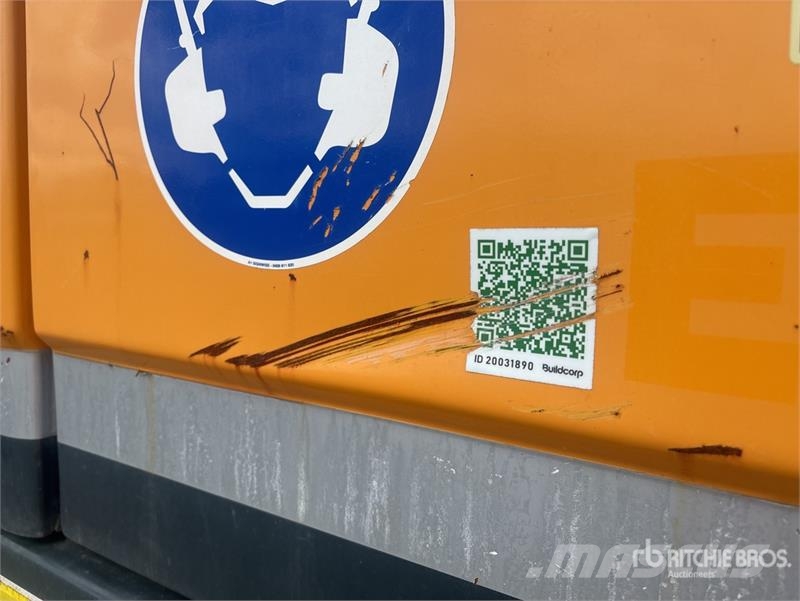 Hyundai Robex 320LC-9 Гусеничні екскаватори