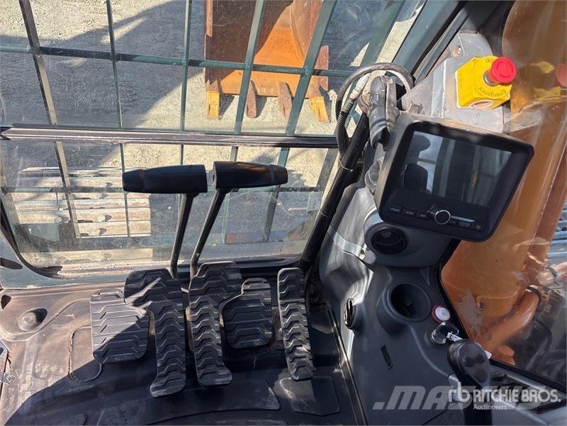Hyundai Robex 320LC-9 Гусеничні екскаватори