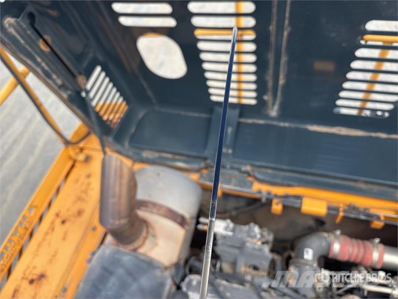 Hyundai Robex 320LC-9 Гусеничні екскаватори