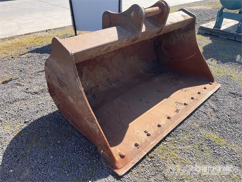 Impact 1750 mm Q/C Cleanup Excavator Bucket دلاء