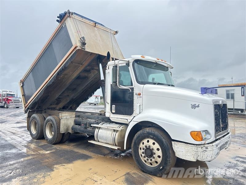 International Eagle 9200L 6x4 T/A Dump Truck 自卸式货车