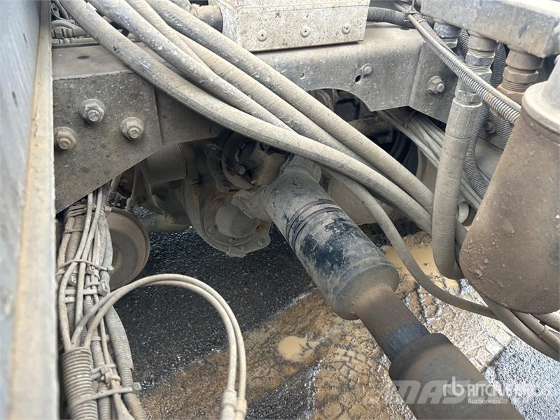 International Eagle 9200L 6x4 T/A Dump Truck 自卸式货车