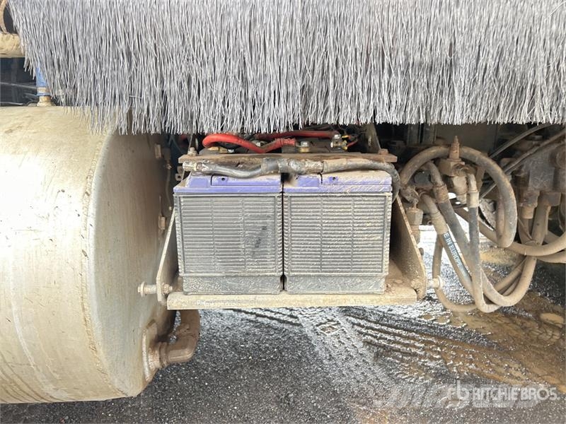 International Eagle 9200L 6x4 T/A Dump Truck 自卸式货车