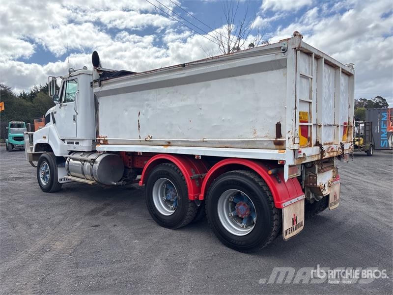 International Transtar 6x4 T/A Dump Truck Pašizgāzējs