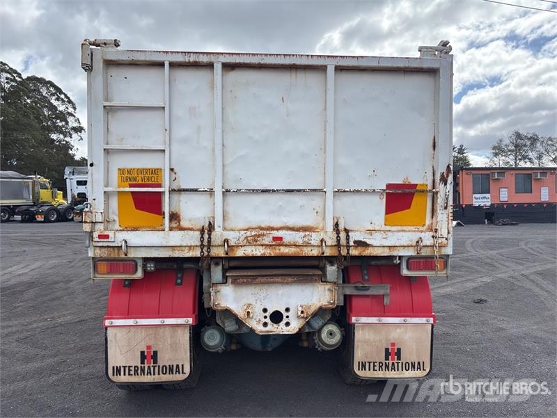 International Transtar 6x4 T/A Dump Truck Pašizgāzējs