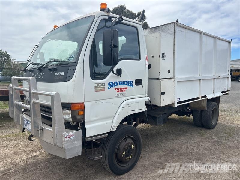 Isuzu 300 4x2 S/A Dump Truck Savivarčiai
