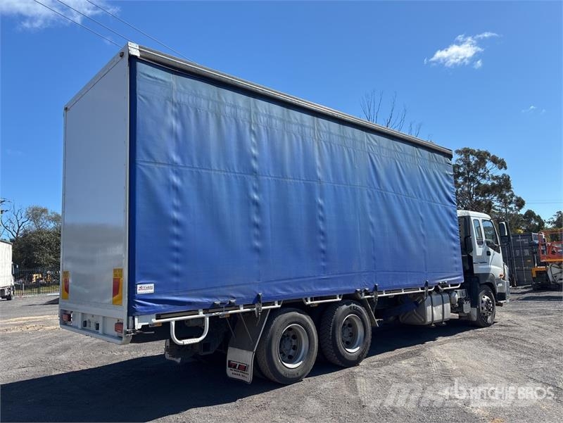Isuzu CXY 455 6x4 Curtain Side Truck Elhúzható ponyvás