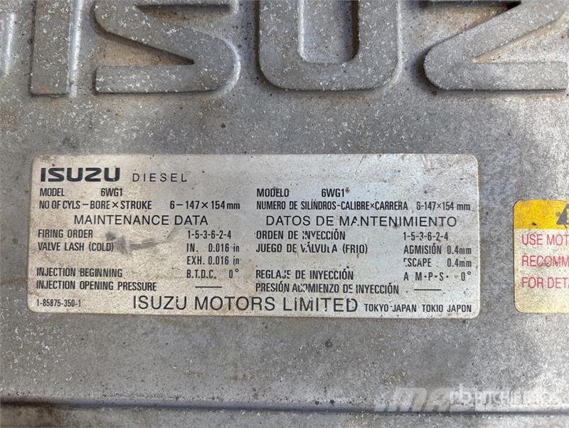 Isuzu CXY 455 6x4 Curtain Side Truck Elhúzható ponyvás