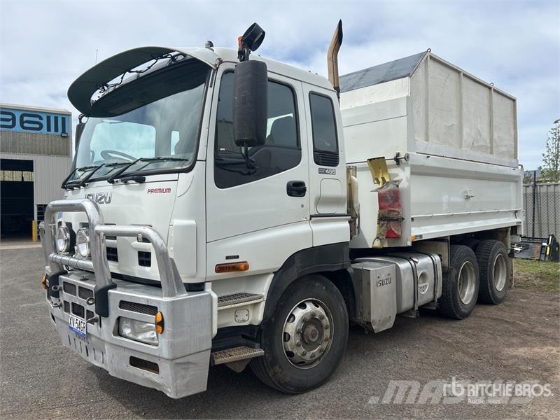 Isuzu CXY 6x4 T/A Dump Truck Savivarčiai