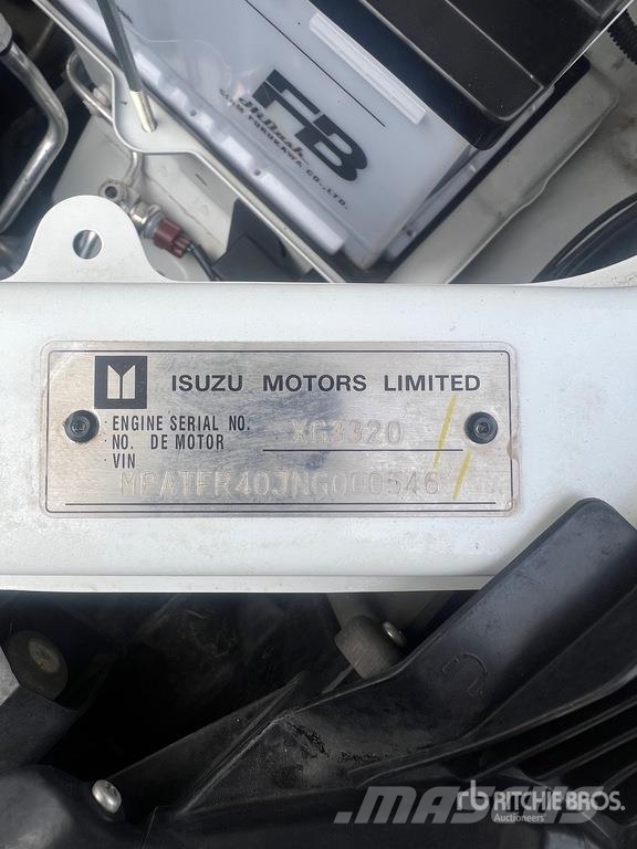Isuzu D-Max 4x2 Dual Cab Pickup Muu