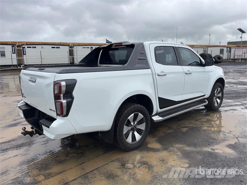 Isuzu D-Max 4x2 Dual Cab Pickup Ostalo
