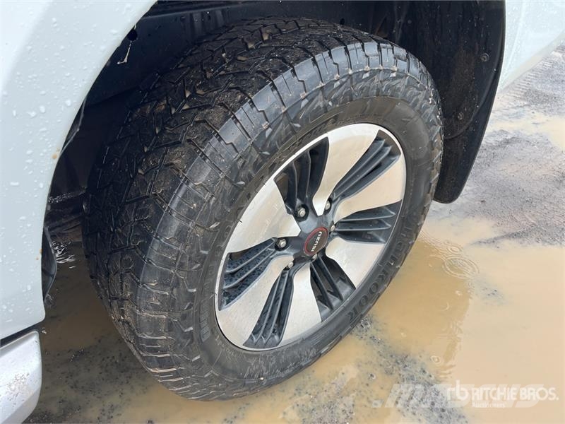 Isuzu D-Max 4x2 Dual Cab Pickup Ostalo