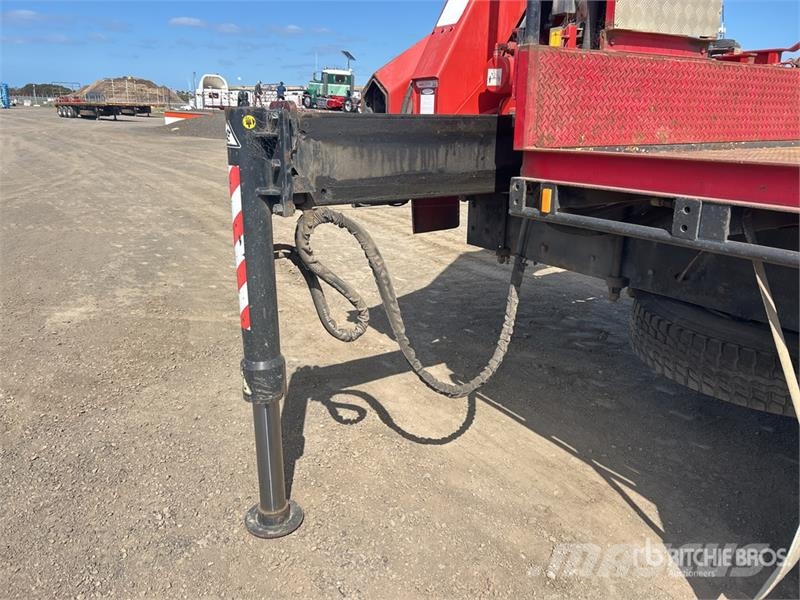 Isuzu Fassi F210 A 22 Knuckle Boom on  Isuzu FH FXZ 6x4  Kranbilar