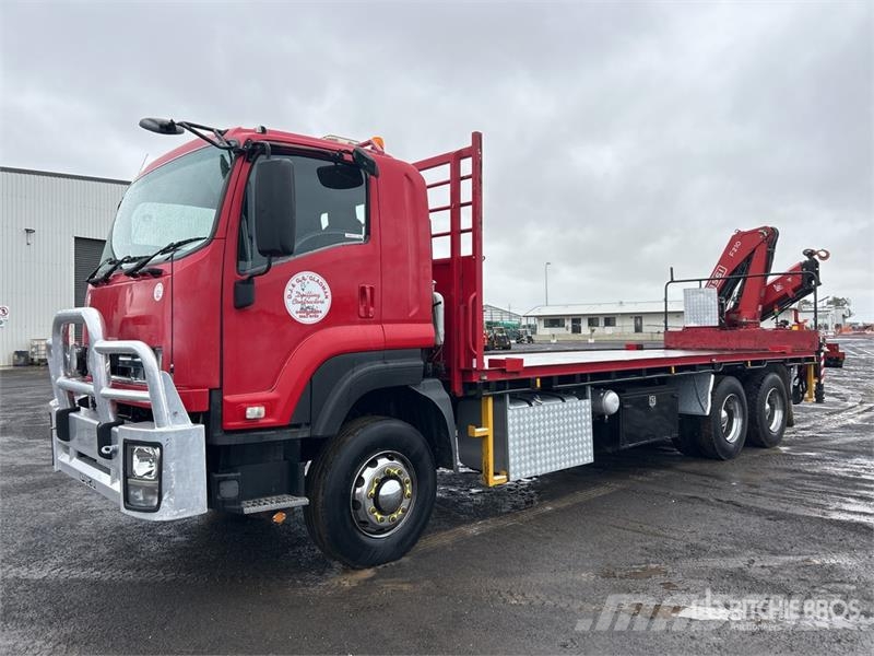 Isuzu FH FXZ 6x4 w/2010 Fassi 9.2 Ton F210 Flatbed Truck Darus teherautók