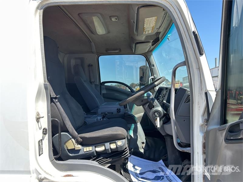 Isuzu FRR600 4x2 Lugger Truck Autre camion