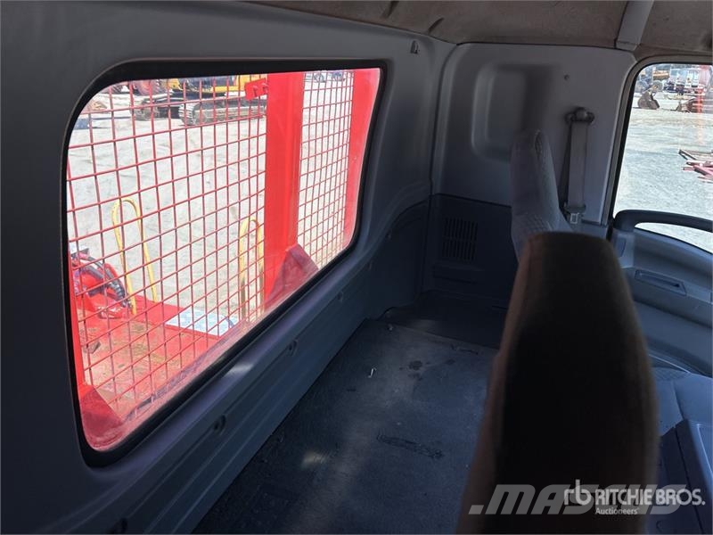 Isuzu FRR600 4x2 Lugger Truck Autre camion