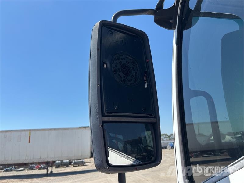 Isuzu FRR600 4x2 Lugger Truck Autre camion
