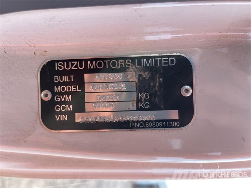 Isuzu FSR850 4x2 Curtain Side Truck Pritsche & Plane