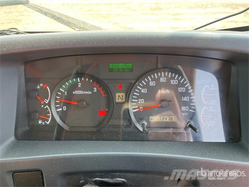 Isuzu FSR850 4x2 Curtain Side Truck Pritsche & Plane