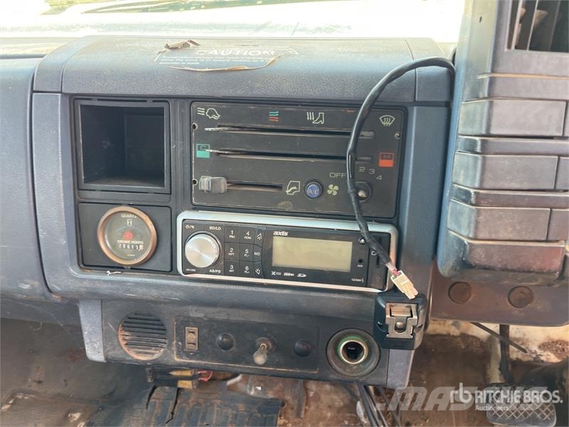 Isuzu FTR 4x2 S/A Dump Truck Billenő teherautók